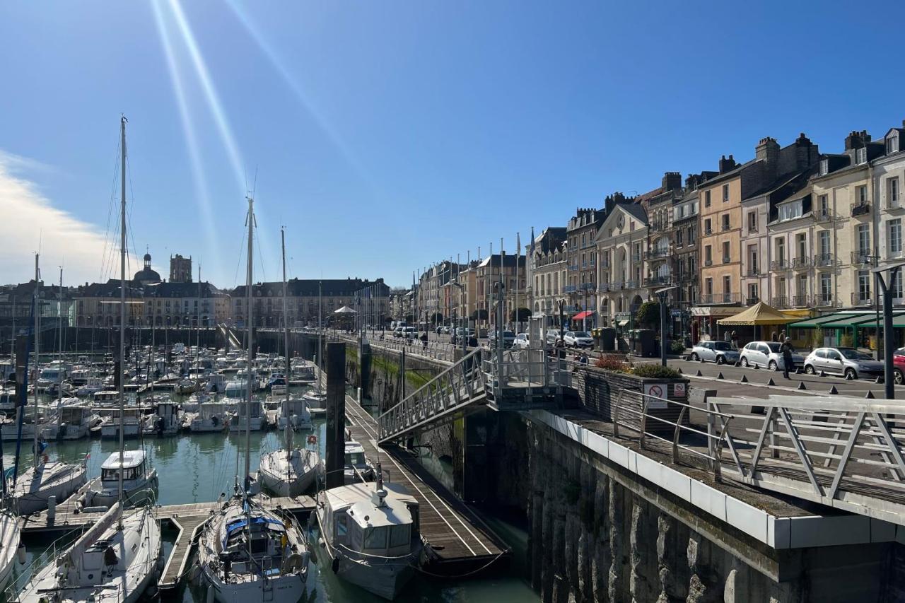 Dm 18 - Entre Port Et Mer 1Er Etage Apartamento Dieppe Exterior foto